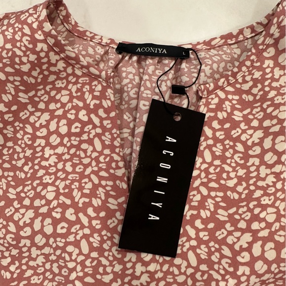 Aconiya Floral Flutter Sleeve Pink blouse - Picture 5 of 8